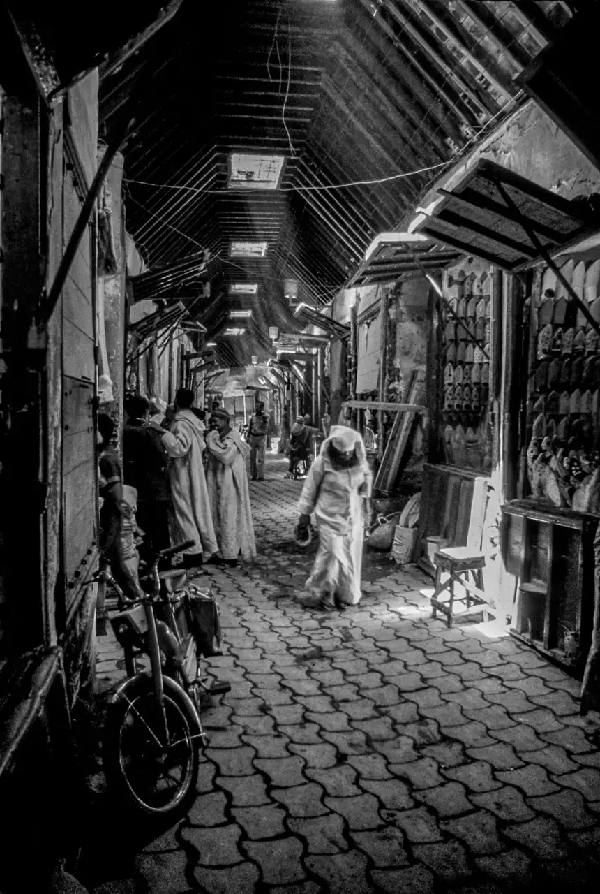 le souk, royaume de la babouche