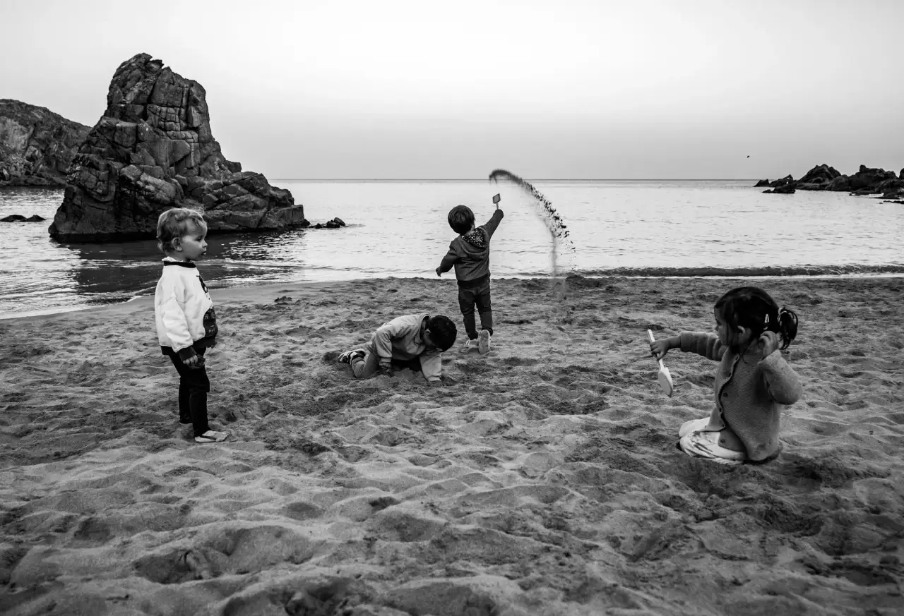 faire des pâtés de sable