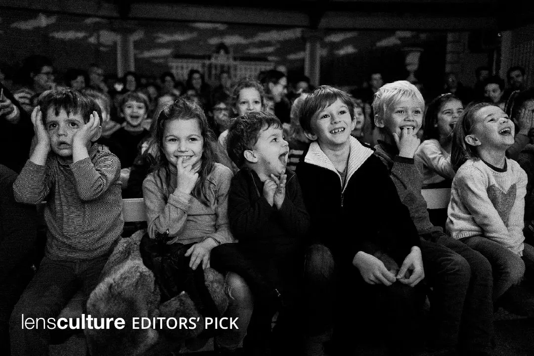 Editors' Pick LensCulture, Guignol du champ de Mars